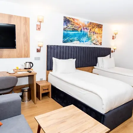 Business Life & Bakirkoey