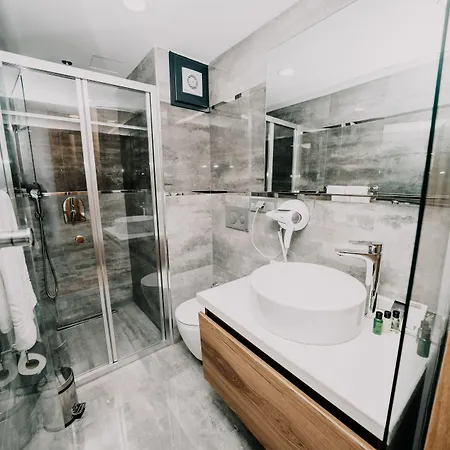 Szálloda Business Life & Bakirkoey 3*