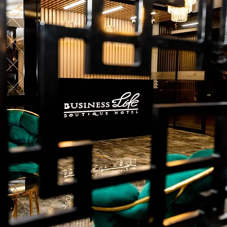 Отель Business Life & Bakirkoey