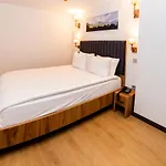 Hotel Business Life & Bakirkoey Estambul