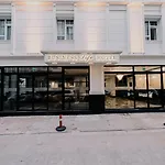 Business Life & Bakirkoey