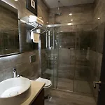 Business Life & Bakirkoey 3* Istanbul