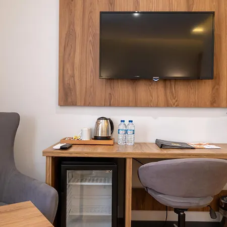 Business Life & Bakirkoey Hotel Istanbul