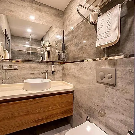 Hotel Business Life & Bakirkoey Istanbul