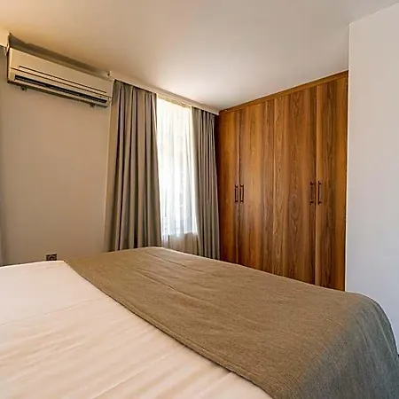 Business Life & Bakirkoey 3* Istanbul