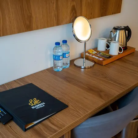 Business Life & Bakirkoey Hotel 3*